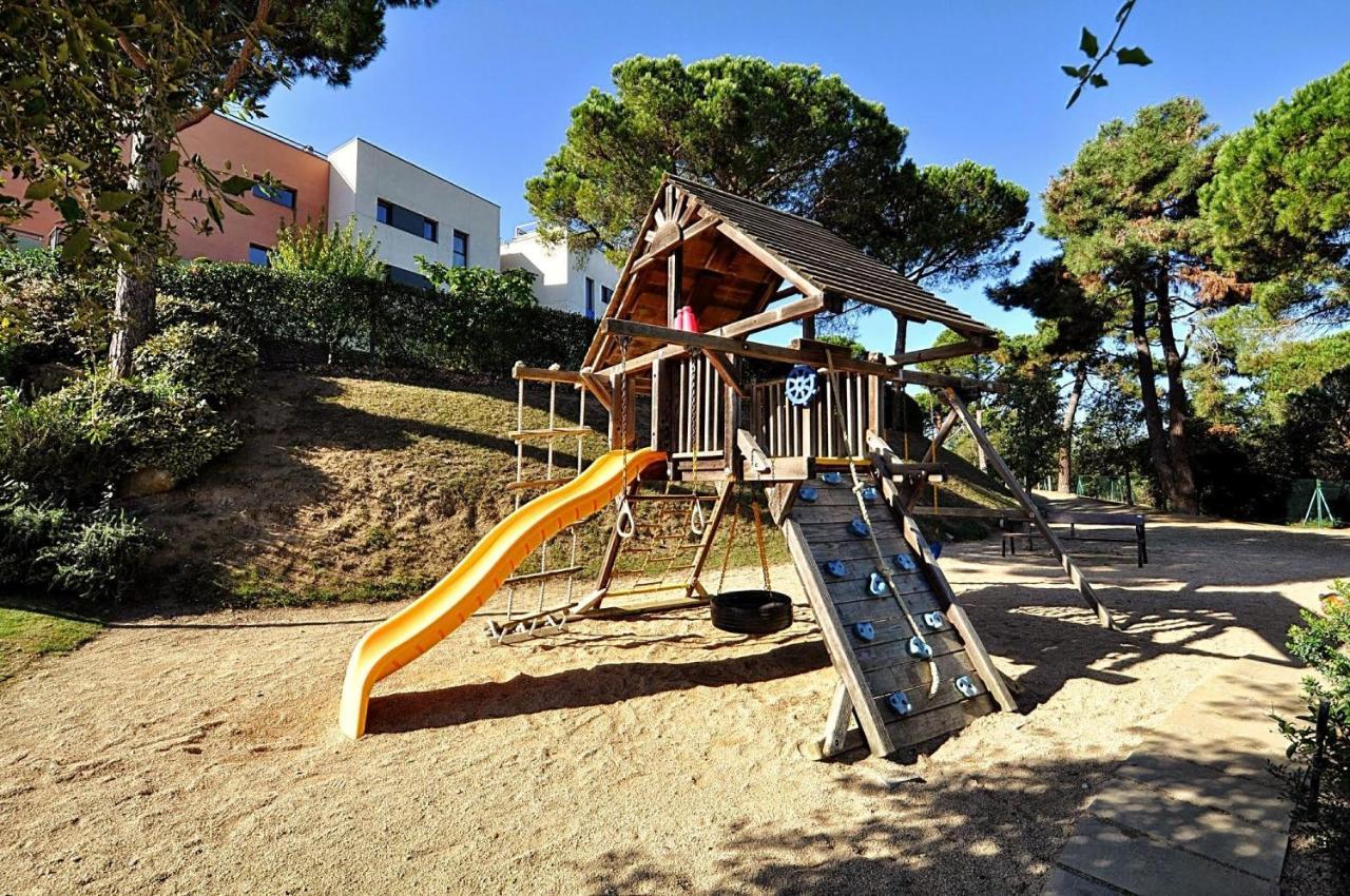 Pretty Garden Apartment Next To A Charming Beach Lloret de Mar Esterno foto